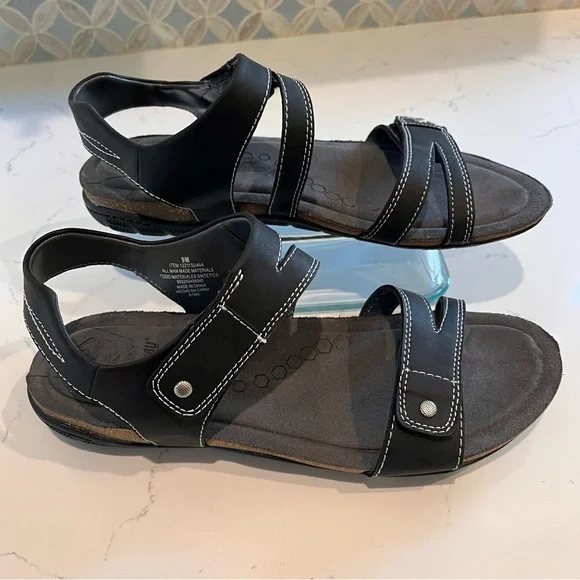 Khombu Women's 9 M Comfort Sport Sandal Adjustable Strap Black - Picture 3 of 13